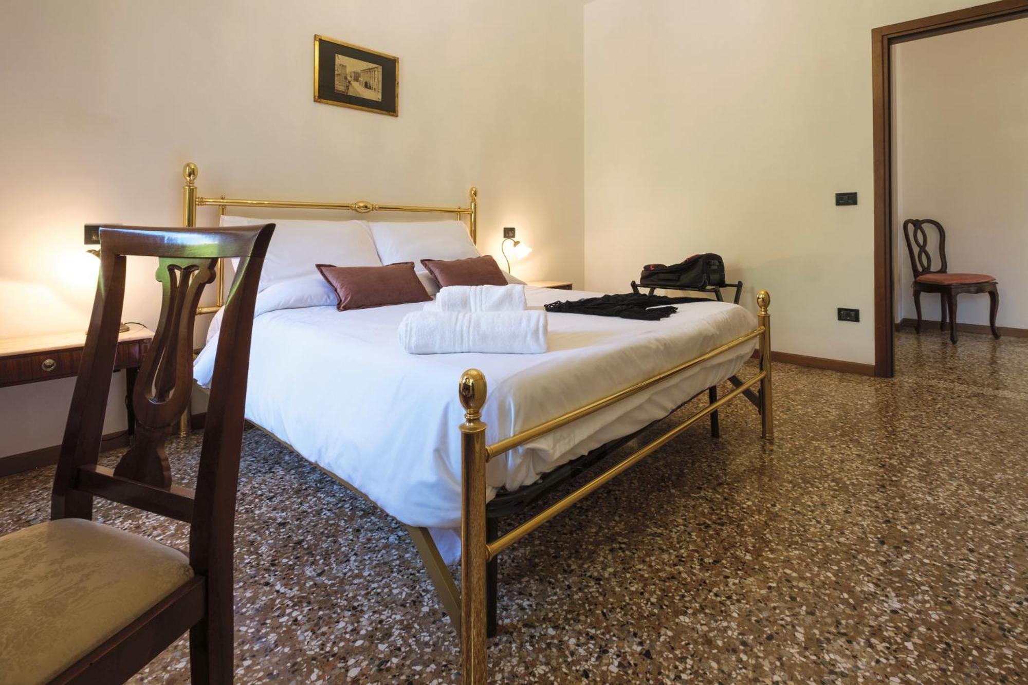 Giselda Courtyard Retreat Gasthuis Venetië